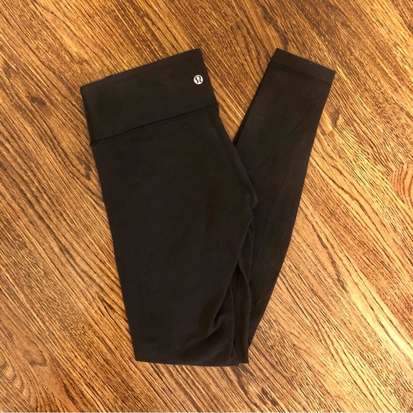 Lululemon size 6 leggings - Picture 2 of 7